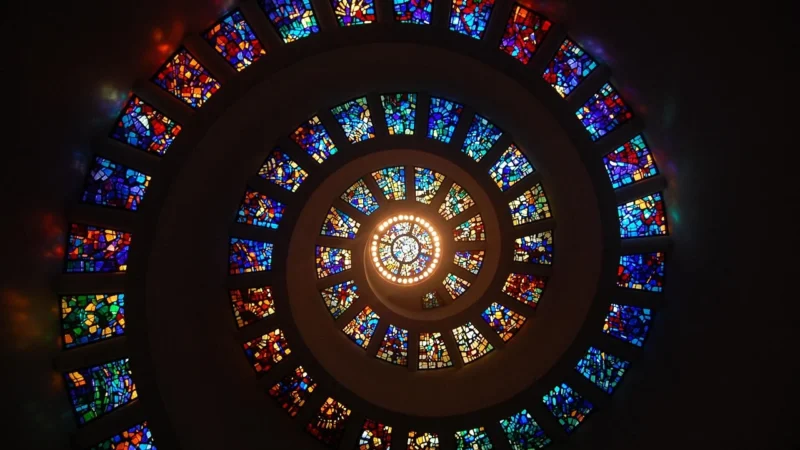 Los colores y formas del modernismo en el arte