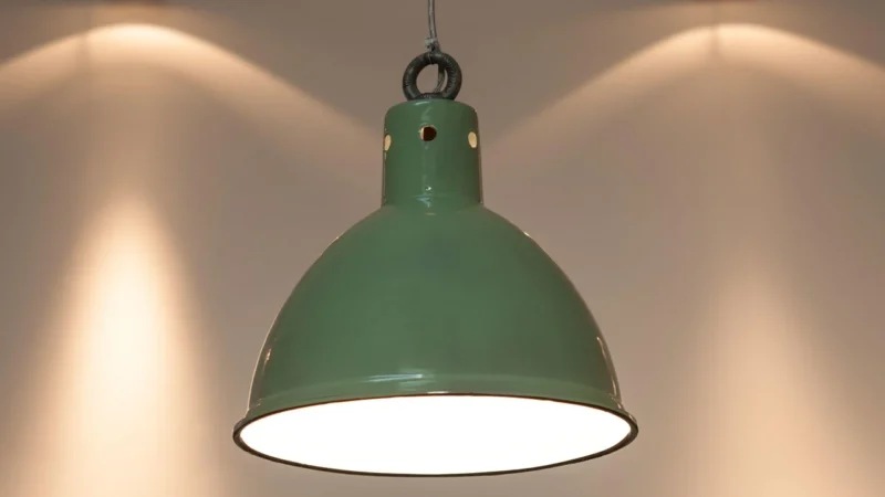 Meble loft: Nowoczesny styl w twoim wnętrzu